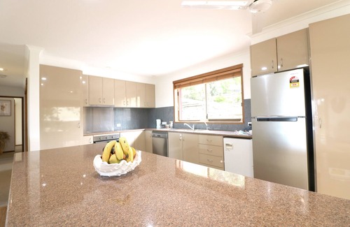 Berrambool House | Experience Bali Bliss in a 3 Bedroom Pet Friendly Home