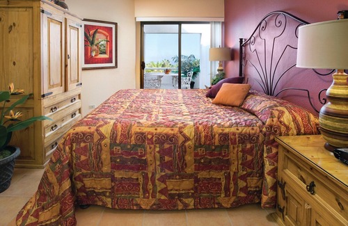La Paloma Resort | Discover Your Tropical Beach Getaway with Ocean View & Spa