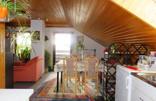 Ahorn Apartment | Discover A U S Z E I T: Your Feel-Good Oasis Awaits
