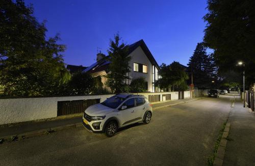 Chodov Apartment | Inviting A. V. Pension Praha: Guest Rated 9/10 with Breakfast