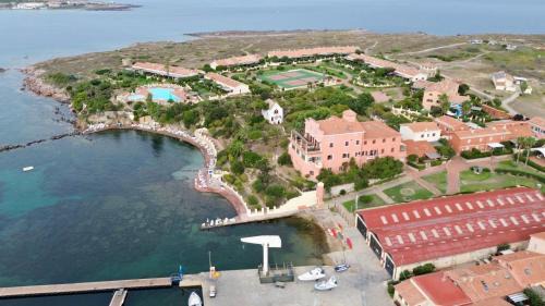 Carloforte House | Escape to a Private Island with Oceanfront Serenity