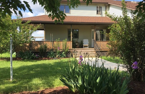 Town of Ledyard House | Inviting Vacation Rental in the Heart of Finger Lakes