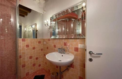 Nord-Est Apartment | Charming Verona Accommodation in Historic Courtyard