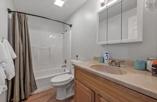 Silver Lake Villa | Spacious 2-Level House with Pet-Friendly Amenities