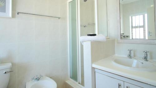 Port Alfred House | Oceanfront A-View-at-Kingfisher: Rated 9/10 & Family-Friendly