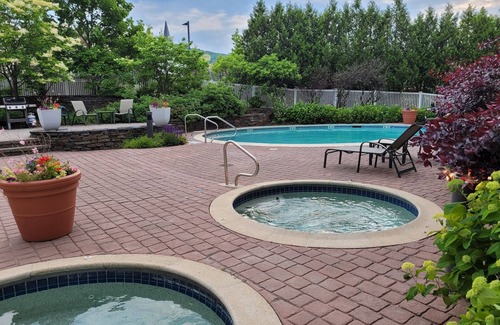 Stratton Mountain Condo | Tranquil Village Retreat with Pool, Hot Tub & Sauna