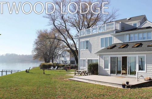 Tracys Landing House | Experience Driftwood Lodge: Waterfront Retreat on Chesapeake Bay