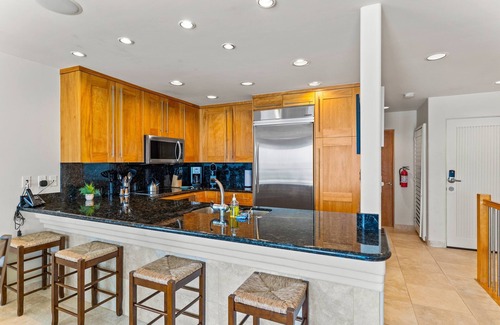 Carlsbad Village Condo | Beachfront Bliss at "A Wave from It All" - 10/10 Rated Stay