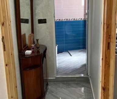 Martil Apartment | Cozy Martil Retreat: Ocean View & Fast Wifi for Families