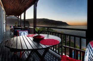 Fish Hoek Apartment | Unforgettable Oceanfront Retreat: A Whale of a Time
