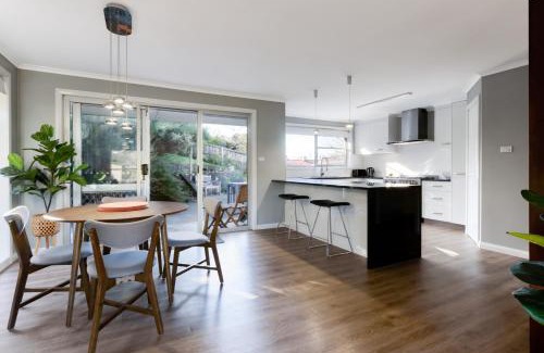 Trevallyn House | A Whole Lot Of House W/Dual Living & Library