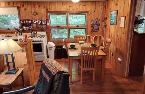 Skaneateles Cottage | Idyllic Rustic Cottage with Lake Views and Pet-Friendly Amenities