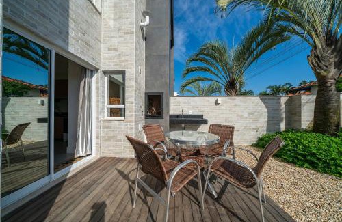 Canto Grande Apartment | Relaxing Retreat at Residencial Badejo with Pool Access