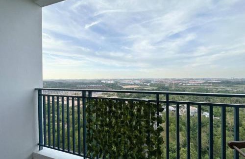 Setia Tropika Apartment | Discover A11 Serene Centra Residence - Family-Friendly Retreat