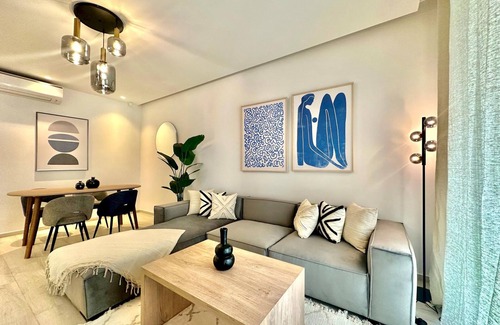 La Marsa Apartment | Modern 2-Bedroom Retreat in La Marsa with Breakfast