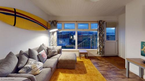Hayle House | Pet-Friendly A18 Bojago at Riviere Towans: 10/10 Rated