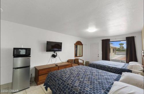 Arlington Park Hotel | Budget-Friendly A1A Travel Inn: Perfect for Families