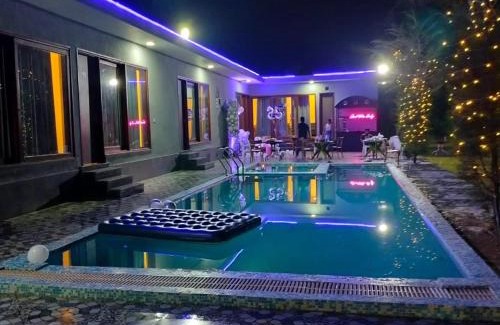Gurugram House | A2 Farmhouse: Family-Friendly Retreat with Pool & Hot Tub