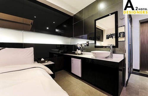 Deoksan Hotel | Budget-Friendly A2 Hotel Designers with Family Amenities