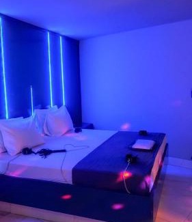 Araras Hotel | Stay at Motel Cristal: 4-Star Comfort with Hot Tub & Breakfast