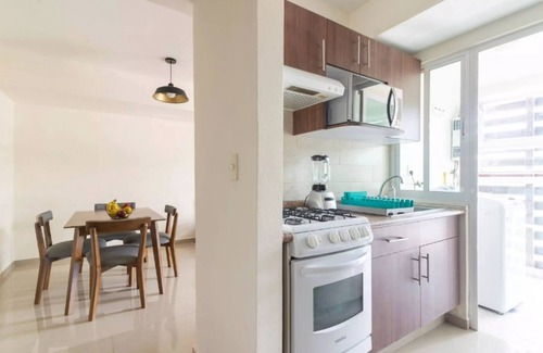 Reforma Apartment | Cozy One Bedroom Apartment with Kitchen & Pet-Friendly Access