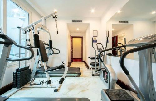 Hang Bai Hotel | Discover A25 Hotel - Family-Friendly Comfort Awaits