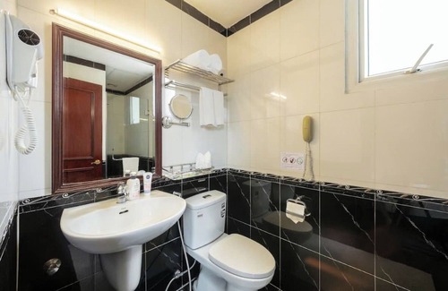 Hang Bai Hotel | Discover A25 Hotel - 15 Tran Quoc Toan with Family-Friendly Amenities