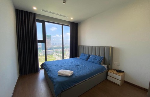 Tu Liem Apartment | Discover The Matrix One: Family-Friendly Retreat Awaits