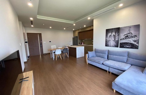 Tu Liem Apartment | Discover The Matrix One: Family-Friendly Retreat Awaits