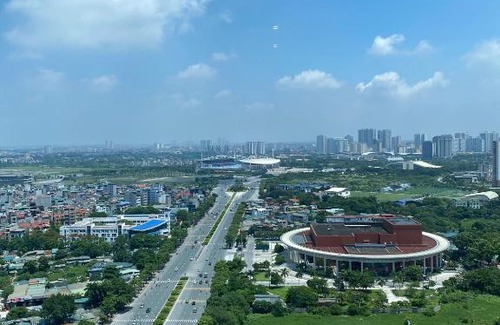 Tu Liem Apartment | Discover The Matrix One: Family-Friendly Retreat Awaits