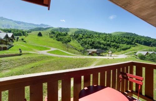 Saint-Francois-Longchamp Apartment | Cozy A3 405 Apartment at the Foot of the Slopes