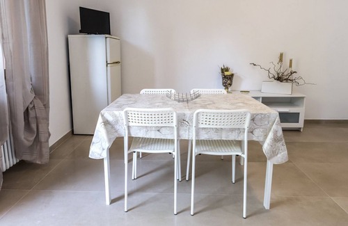 Poggio Apartment | Inviting Poggio: One Bedroom Apartment with Garden Oasis