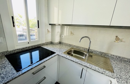 Cala Apartment | Beachfront Poniente: Enjoy Ocean Views and Spa Amenities
