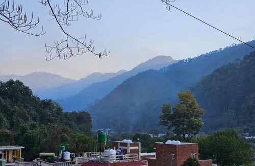 Kaul House | Experience Bhimtal at Gurugram Resort: Pet-Friendly Retreat