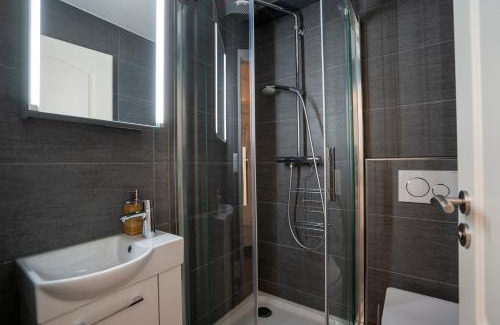 Engadin Scoul Apartment | Relaxing AAA Chalet with Sauna and Breathtaking Mountain Views