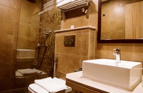 Pokhara Hotel | Discover Aabas Pokhara: Your Ideal Family Getaway with Pool
