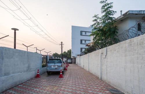 Coimbatore Apartment | Ideal Aafiya Lakeview Apartments with Family-Friendly Amenities