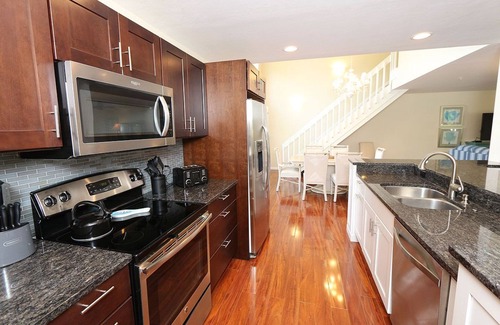 Captiva House | Discover Aah!!! Poppy's Paradise: Oceanfront Bliss Awaits