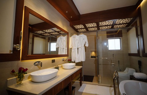 Ramnagar Hotel | Experience Aahana The Corbett Wilderness with Spa & Pool