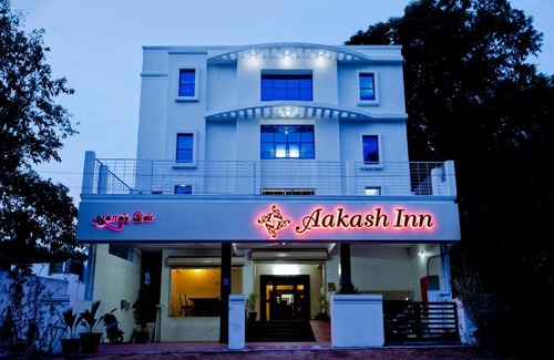 Tiruvannamalai Hotel | Budget-Friendly Aakash Inn with Breakfast & Family Amenities