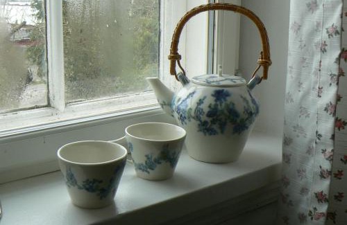 Akirkeby Bed & Breakfast | Cozy Aakirkeby Bed and Breakfast: Pet-Friendly Getaway