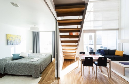 Lantinen District Hotel | Discover Aalto Inn: Family-Friendly Stay with Breakfast