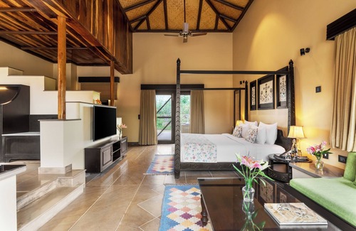 Sawai Madhopur Hotel | Explore Aamaghati Wildlife Resort with Spa & Pool Access