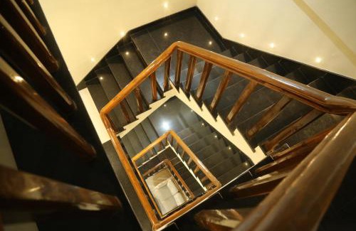 Maheshwar Hotel | Discover Aamantran At Fort Maheshwar with Breakfast Included