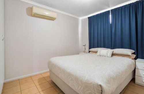 Karratha Industrial Estate Hotel | Family-Friendly AAOK Karratha Caravan Park with Breakfast