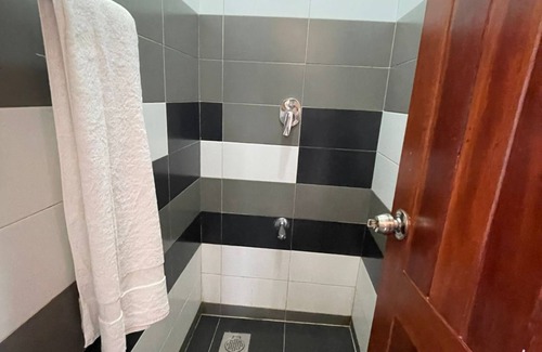Nuwara Eliya Hotel | Discover Aaradhya Nuwara Eliya: Family-Friendly Retreat