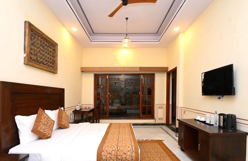 Kasrawad Hotel | Aaram Baagh Resort & Spa Maheshwar