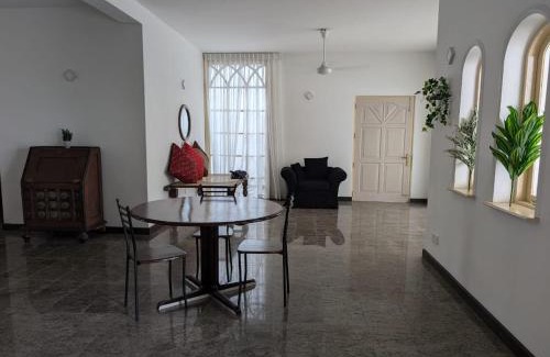 Cinnamon Gardens House | Aaram House Colombo
