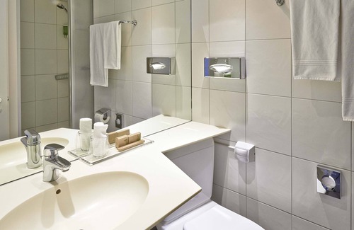 Aarau Hotel | Convenient Self Check-in at Aarauerhof with Breakfast