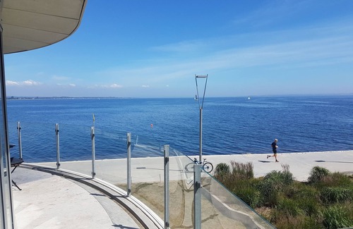 Aarhus C Apartment | Discover AARHUS C: Accessible Stay at Lighthouse Hotel